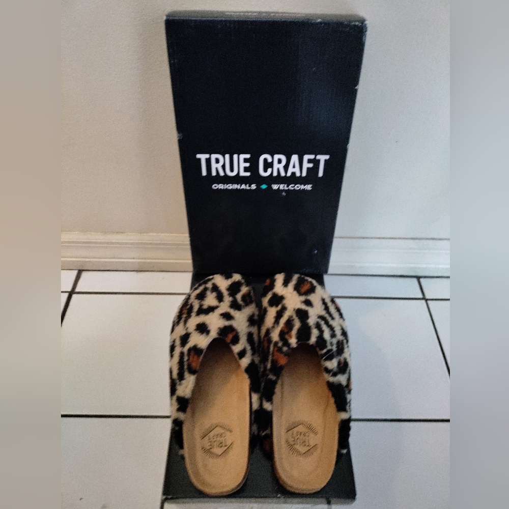 Brand new truecraft clogs